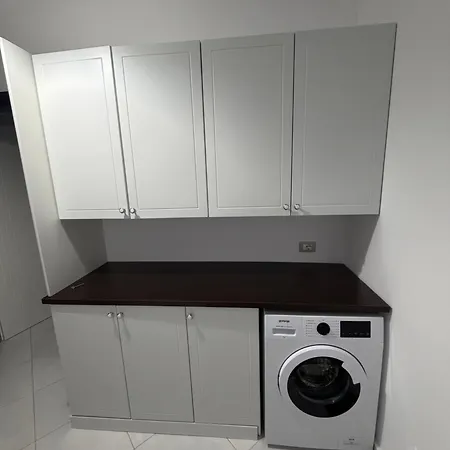 Kokoneshi Apartman