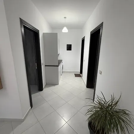 Kokoneshi Apartman *